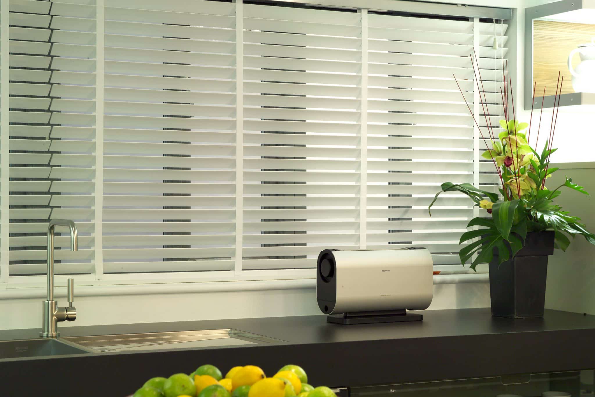venetian blinds Chingford